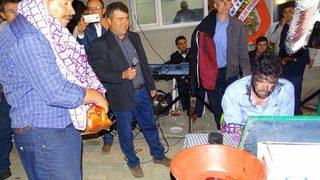 Yok böyle düğün geleneği