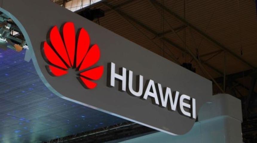 Trump, Huawei kullanıcılarının beklediği cevabı verdi