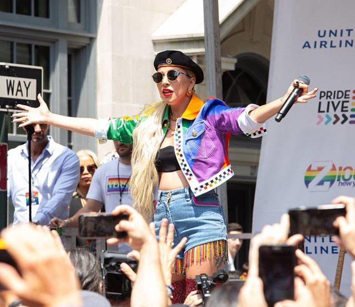 Ünlülerin milyonlarca dolar vererek aldıkları garip şeyler G4