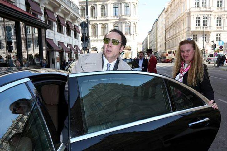 Ünlülerin milyonlarca dolar vererek aldıkları garip şeyler G5