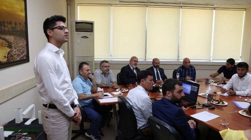 Geleceğin m&uuml;hendisleri tez sunumlarını B&uuml;y&uuml;kşehir&rsquo;de yaptı