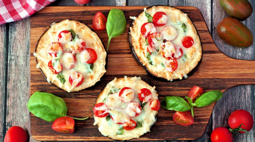 Patlıcan tabanlı mini pizza