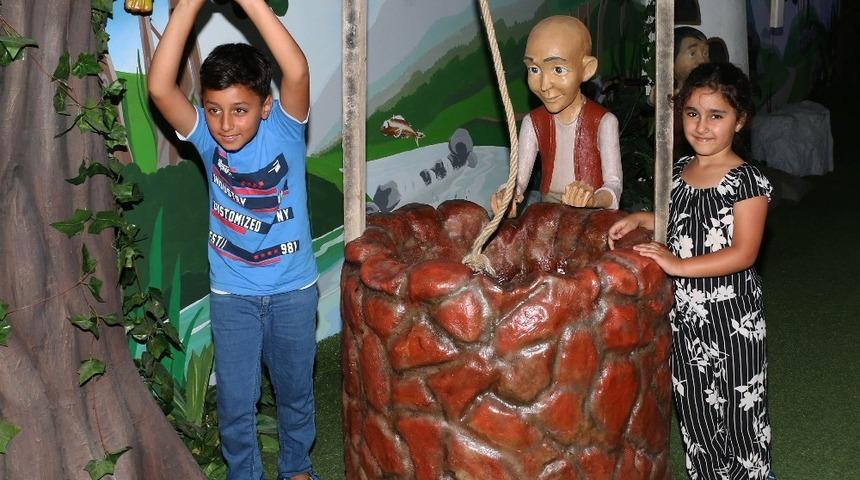 Yaz tatilinin adresi Kitap ve Oyuncak K&uuml;t&uuml;phanesi