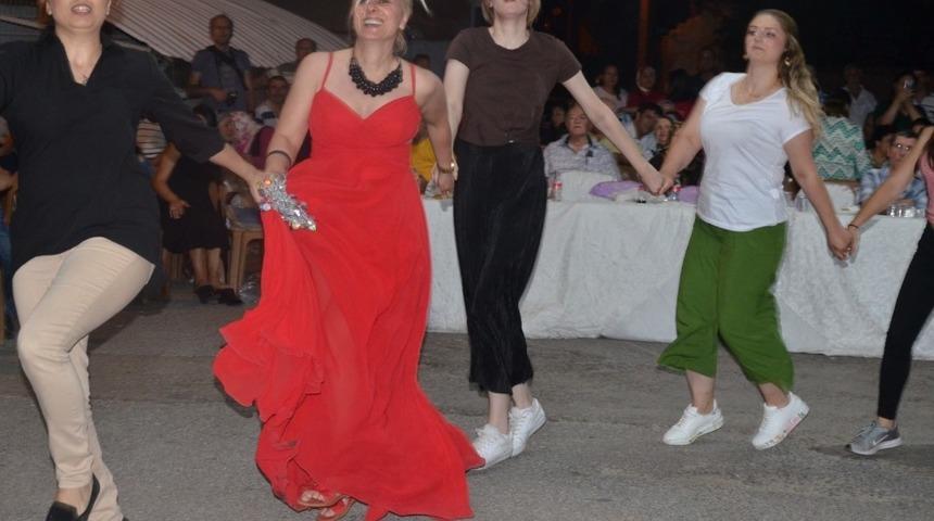 Salihli&rsquo;de Rumeli Şenlikleri&rsquo;nin altıncısı yapıldı