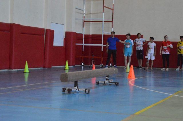 Spor Lisesi seçmelerine yoğun ilgi