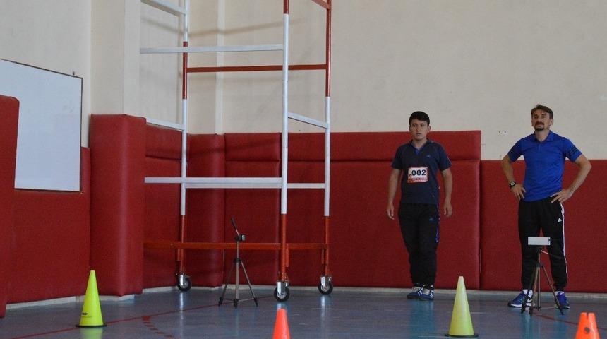 Spor Lisesi se&ccedil;melerine yoğun ilgi