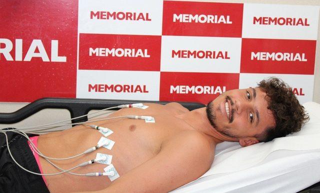 Antalyasporlu futbolcuların ve teknik heyetin sağlık kontrolleri yapıldı