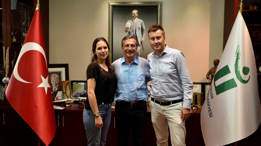 Ata&ccedil;&rsquo;tan Women In Power Porjesi&rsquo;ne destek