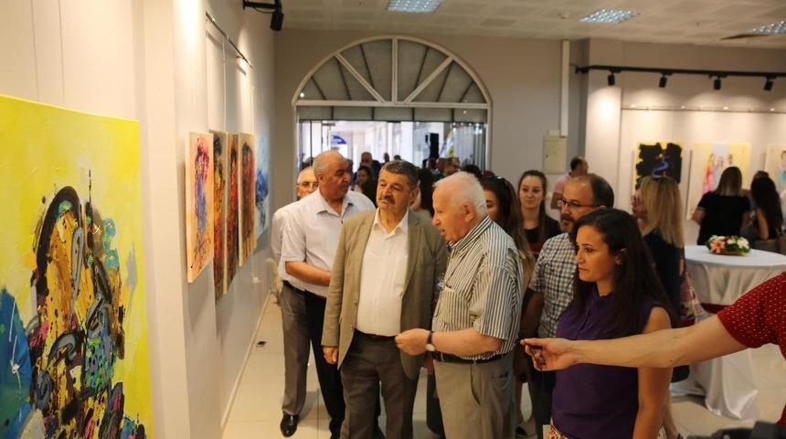 &Ccedil;alıştay sergisi kapılarını sanatseverlere a&ccedil;tı