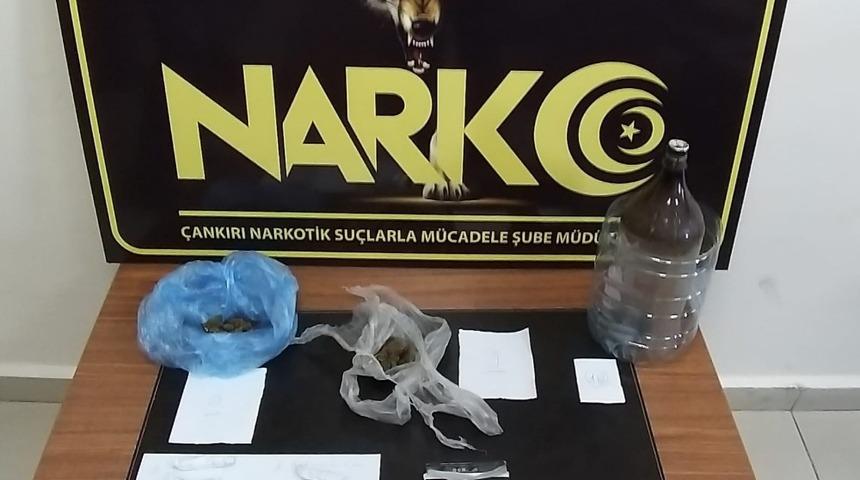 Narkotik ekipleri uyuşturucuya ge&ccedil;it vermiyor