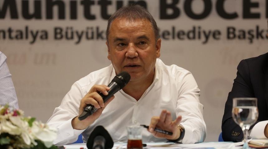 Başkan Böcek Kaş’ta muhtarların sorunlarını dinledi