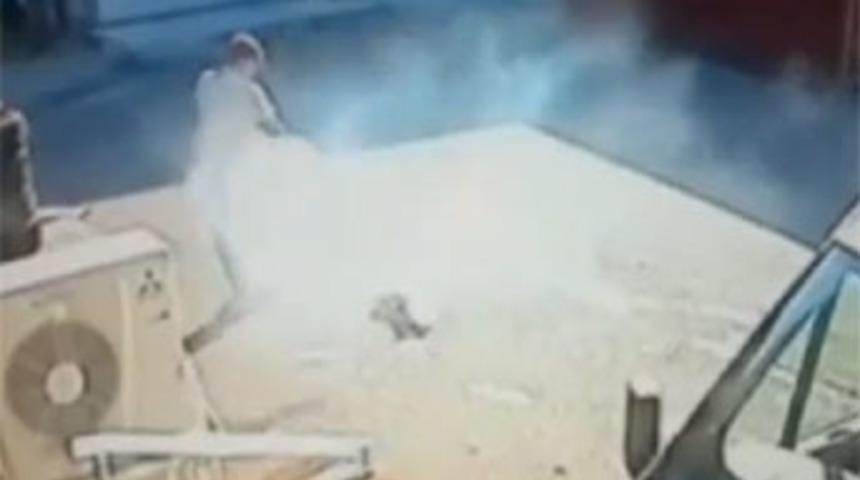 iPhone 4S cepte patladı