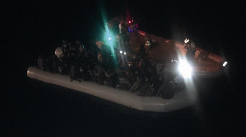 Otomobil iç lastiği ile umuda yolculuk