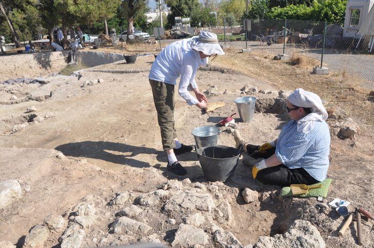  Gözlükule Höyüğü'nde tarih gün yüzüne çıkıyor G3