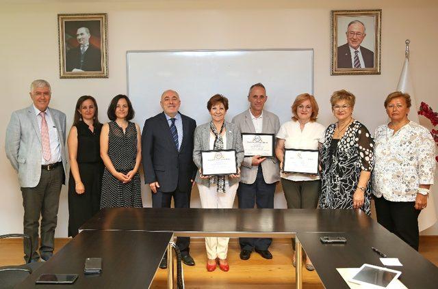 Yaşar Üniversitesi İletişim Fakültesi’ne İLEDAK akreditasyonu