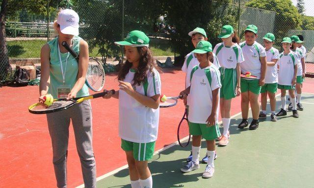 Çankayalı çocukların tenis merakı