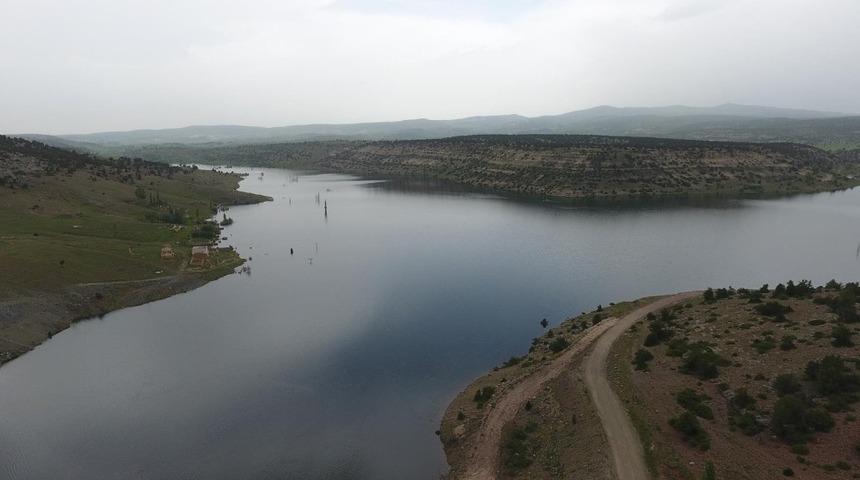 Aslanapa&rsquo;da 25 bin 530 dekar zirai arazi modern sulama sistemine kavuşuyor