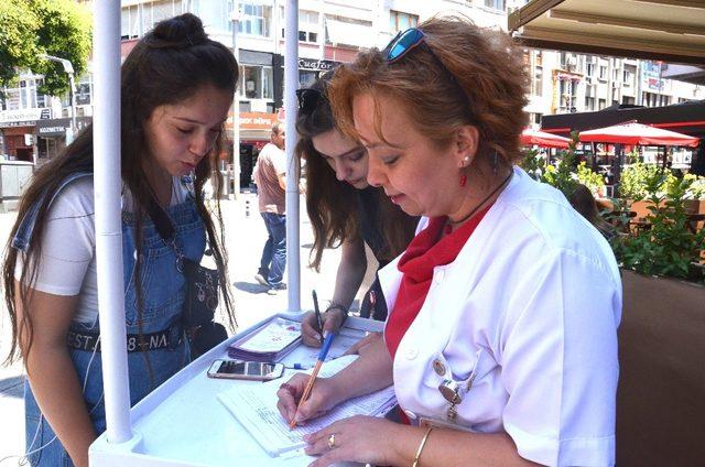 Balıkesir’de organ bağışı için stant açıldı