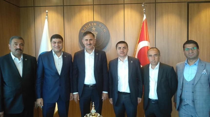 Sağlıkçıların gözü toplu sözleşmelerde