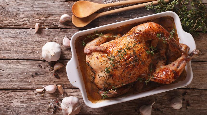 Fırında sebzeli kekikli tavuk