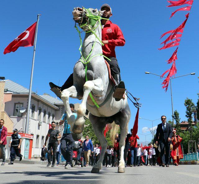 Atatürk'ün Erzurum'a gelişinin 100'üncü yıIı