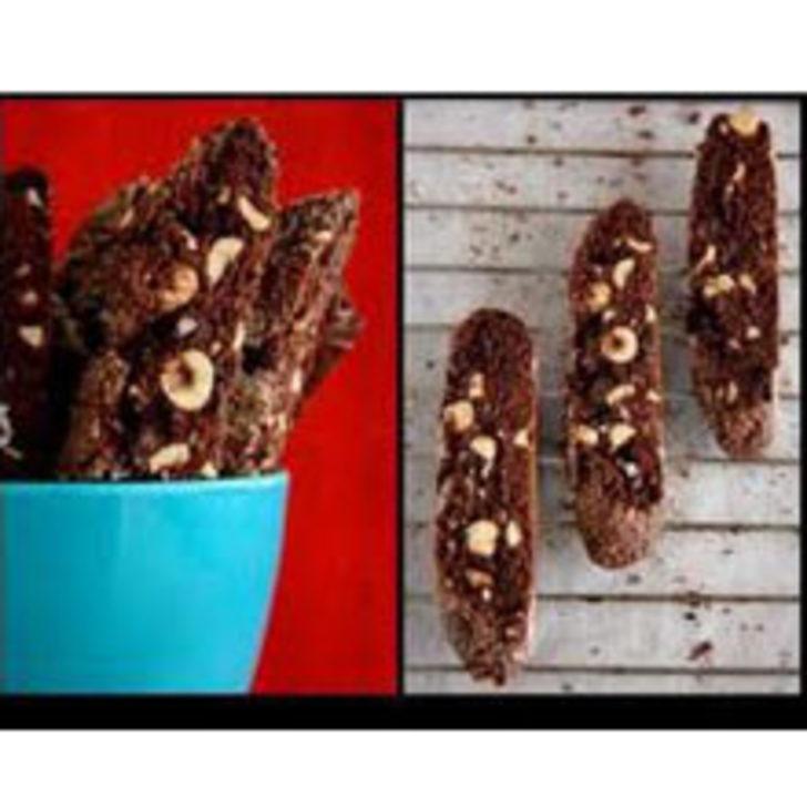 &Ccedil;ikolatalı ve Fındıklı Biscotti