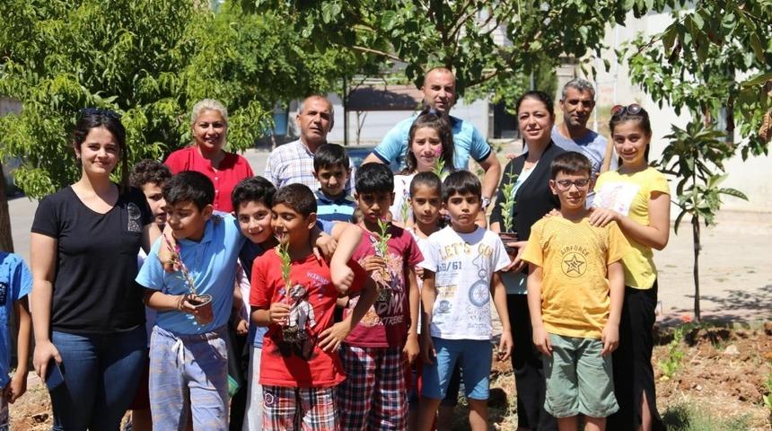 Kurs &Ouml;ğrencilerinden Gıda Bankasına ziyaret