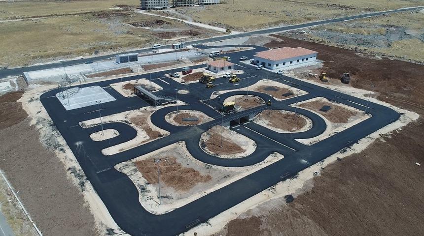 Şanlıurfa&rsquo;da &ccedil;ocuk trafik eğitim park yapımı s&uuml;r&uuml;yor