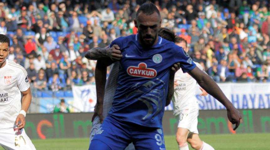 Hasan Kartal: Galatasaray’ın Vedat için 3 milyon 750 bin Euro teklifine olumsuz bakıyoruz