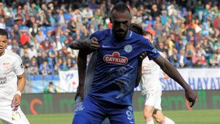 Hasan Kartal: Galatasaray’ın Vedat için 3 milyon 750 bin Euro teklifine olumsuz bakıyoruz