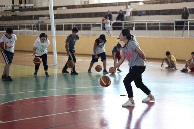 Diyarbakır’daki yaz okullarına yoğun ilgi