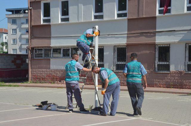 Denetimli serbestlik yükümlüleri, okulları boyuyor