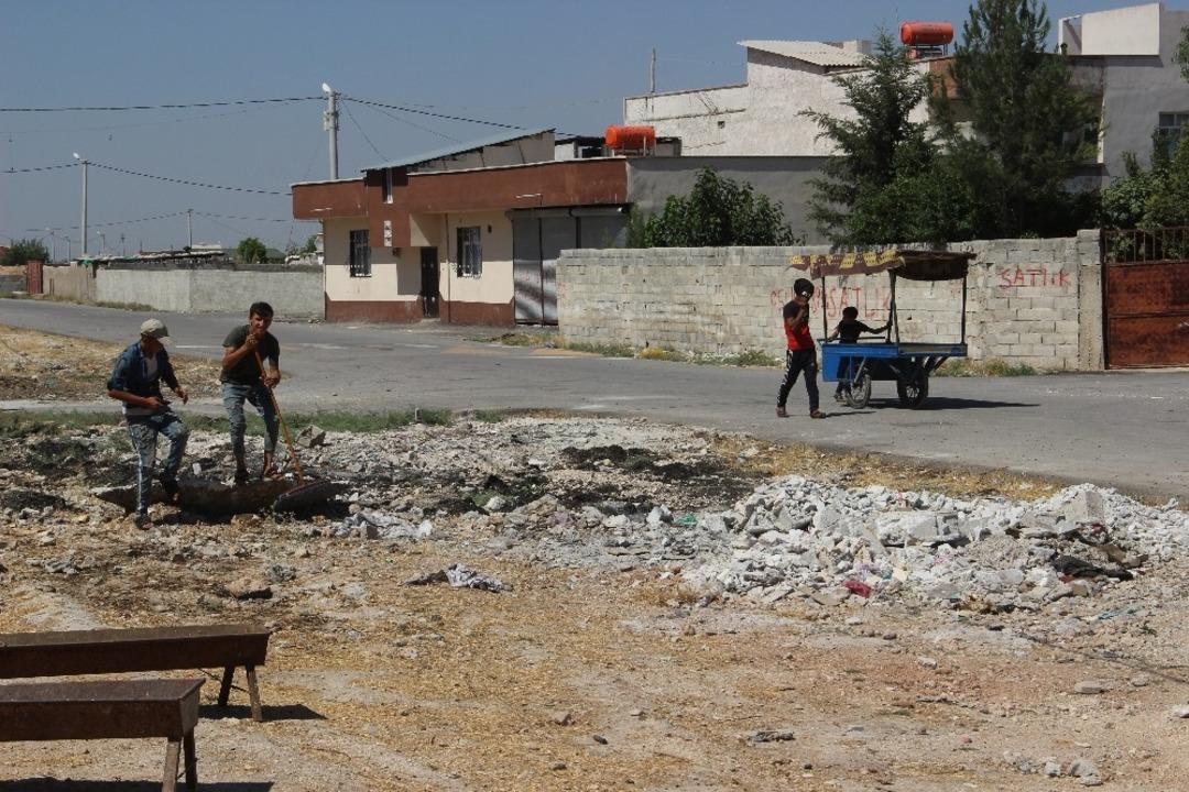 Vatandaşlardan Ak&ccedil;akale Belediyesine sitem