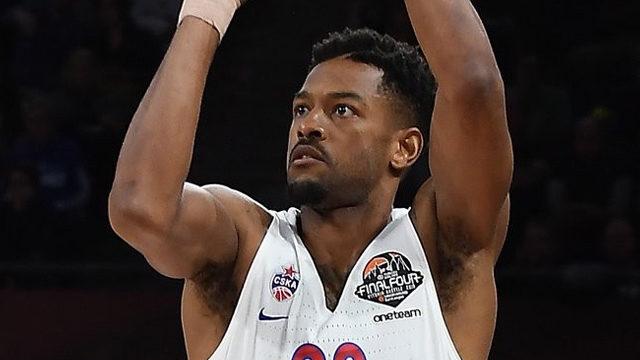 Barcelona, Cory Higgins'i transfer etti