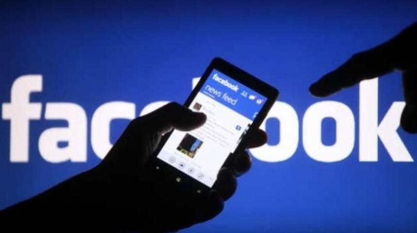 Facebook'ta başkalarını 'izlemek' mutsuzlaştırıyor