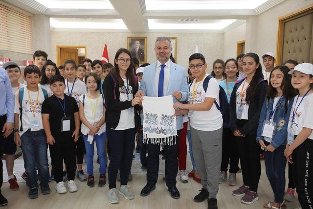 Çocuk üniversitesi ilgi gördü