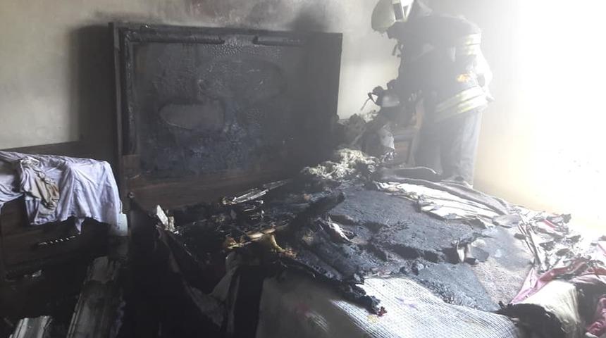 Kül olan odada bir tek Kuran-ı Kerim yanmadı!