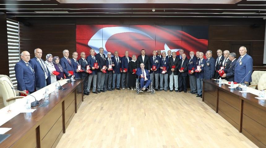 Elazığ&rsquo;da Kıbrıs Gazilerine Milli M&uuml;cadele Madalyası verildi
