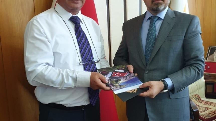 B&uuml;lent Turan, &Ccedil;ardak Belediye Başkanı Semerci&rsquo;yi kabul etti