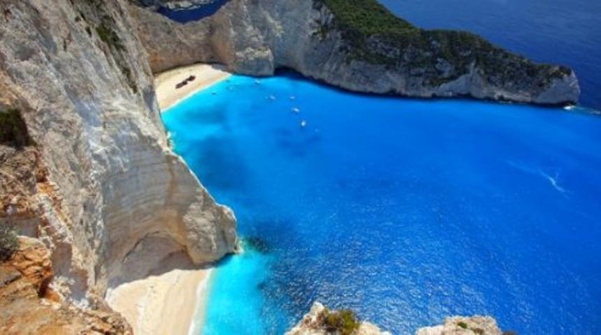 İşte bu yazın en pop&uuml;ler 3 Yunan adası