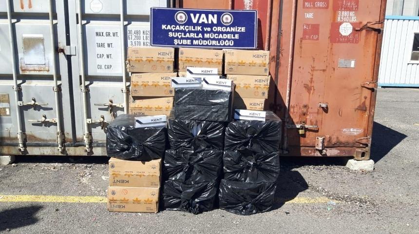 Van&rsquo;da 14 bin 800 paket ka&ccedil;ak sigara ele ge&ccedil;irildi