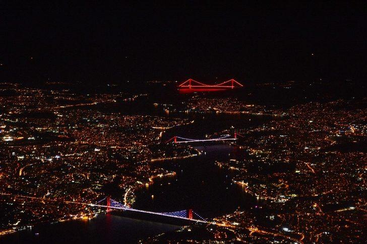 İstanbul Boğazı'nda büyüleyen manzara! G4