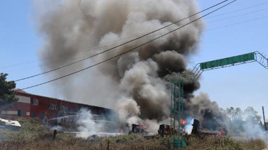 Tuzla'daki yangını 'Kargalar &ccedil;ıkardı' iddiası! 