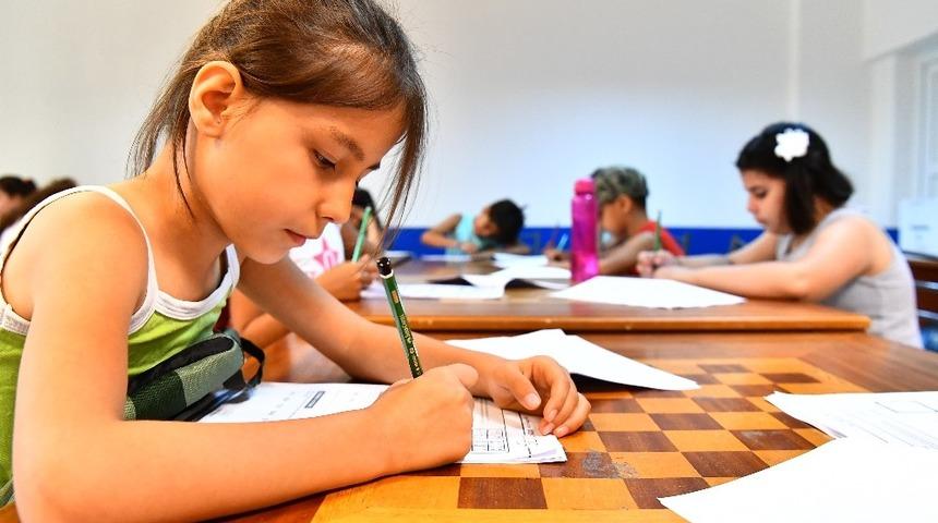 İzmir’de "Zeka Takımı" yola çıktı