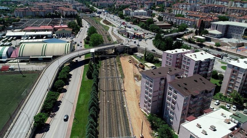 Ak&ccedil;aray&rsquo;ı Kuru&ccedil;eşme&rsquo;ye getirecek alt ge&ccedil;itte &ccedil;alışma başladı