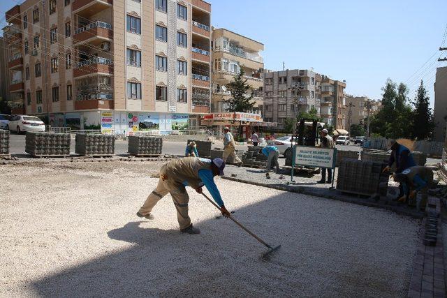 Haliliye Belediyesi beton parke çalışmalarını sürdürüyor