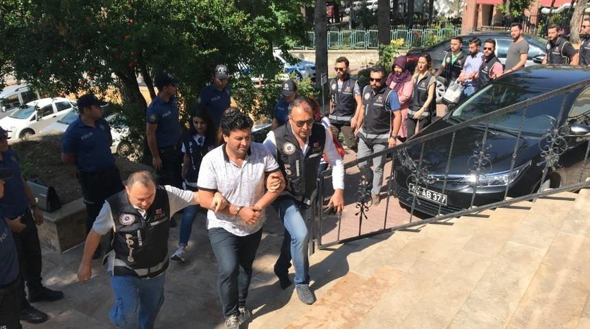 Bilecik’te tefecilik ve dolandırıcılık operasyonu: 5 gözaltı