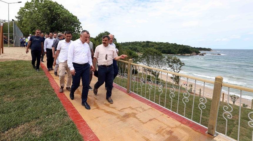 Başkan B&uuml;y&uuml;kakın, Kandıra&rsquo;ya &ccedil;ıkarma yaptı