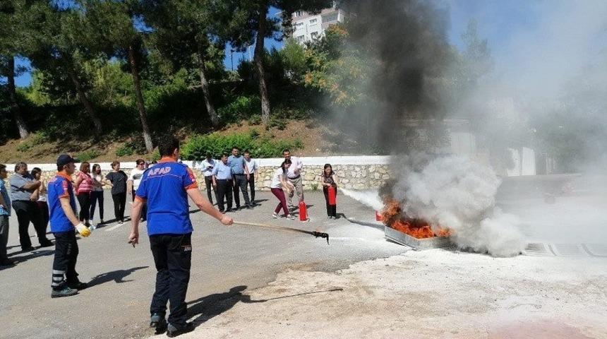 Valilik personeline eğitim verildi