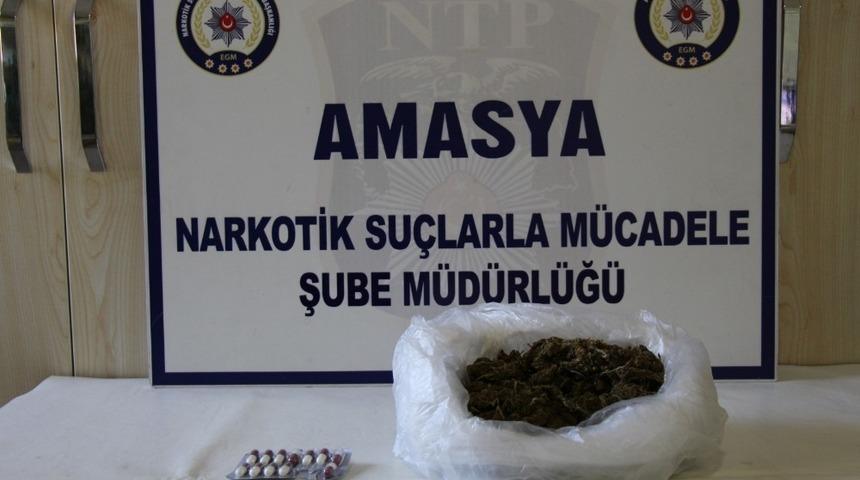 Amasya&rsquo;da uyuşturucu operasyonu: 2 g&ouml;zaltı